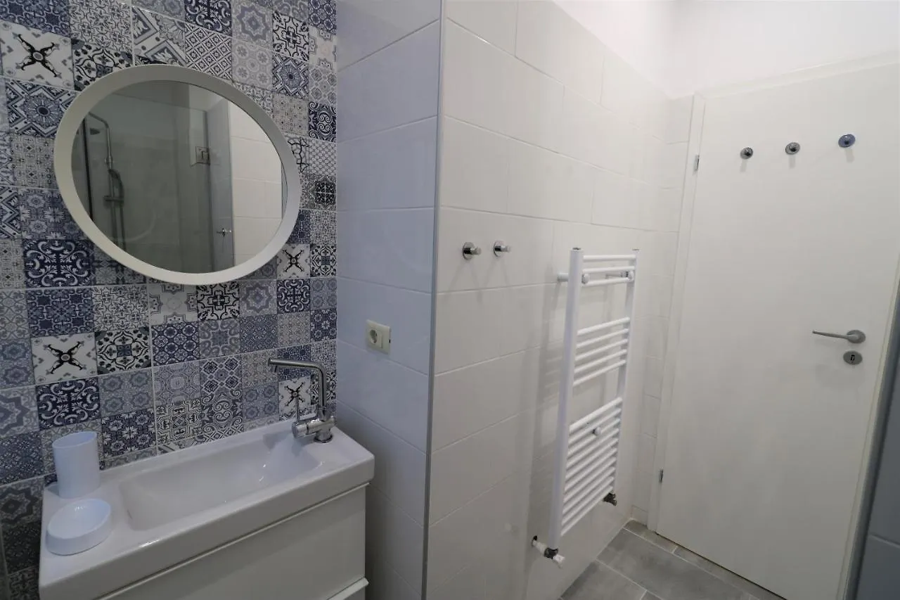 Cozy Novotel Studio - Free Minibar - Quiet & Peace 布加勒斯特
