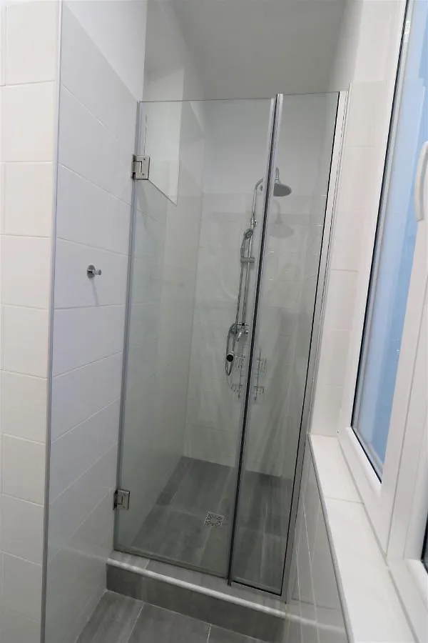 公寓 Cozy Novotel Studio - Free Minibar - Quiet & Peace 布加勒斯特